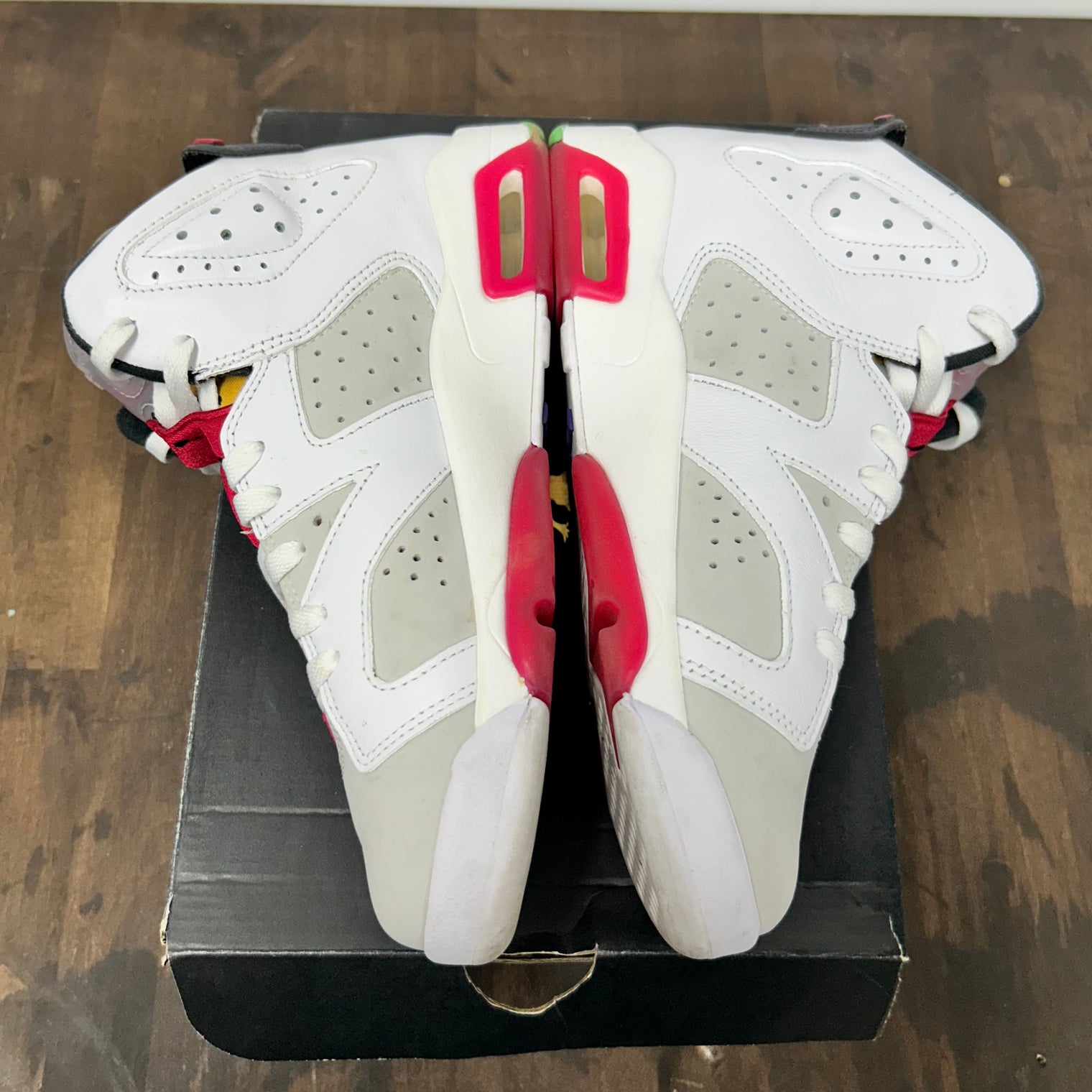 Hare Jordan 6 (GS) (USED)