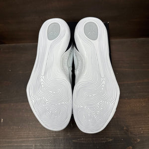 Nike Kobe 9 EM Low Protro TB Wolf Grey Size 9.5 - box