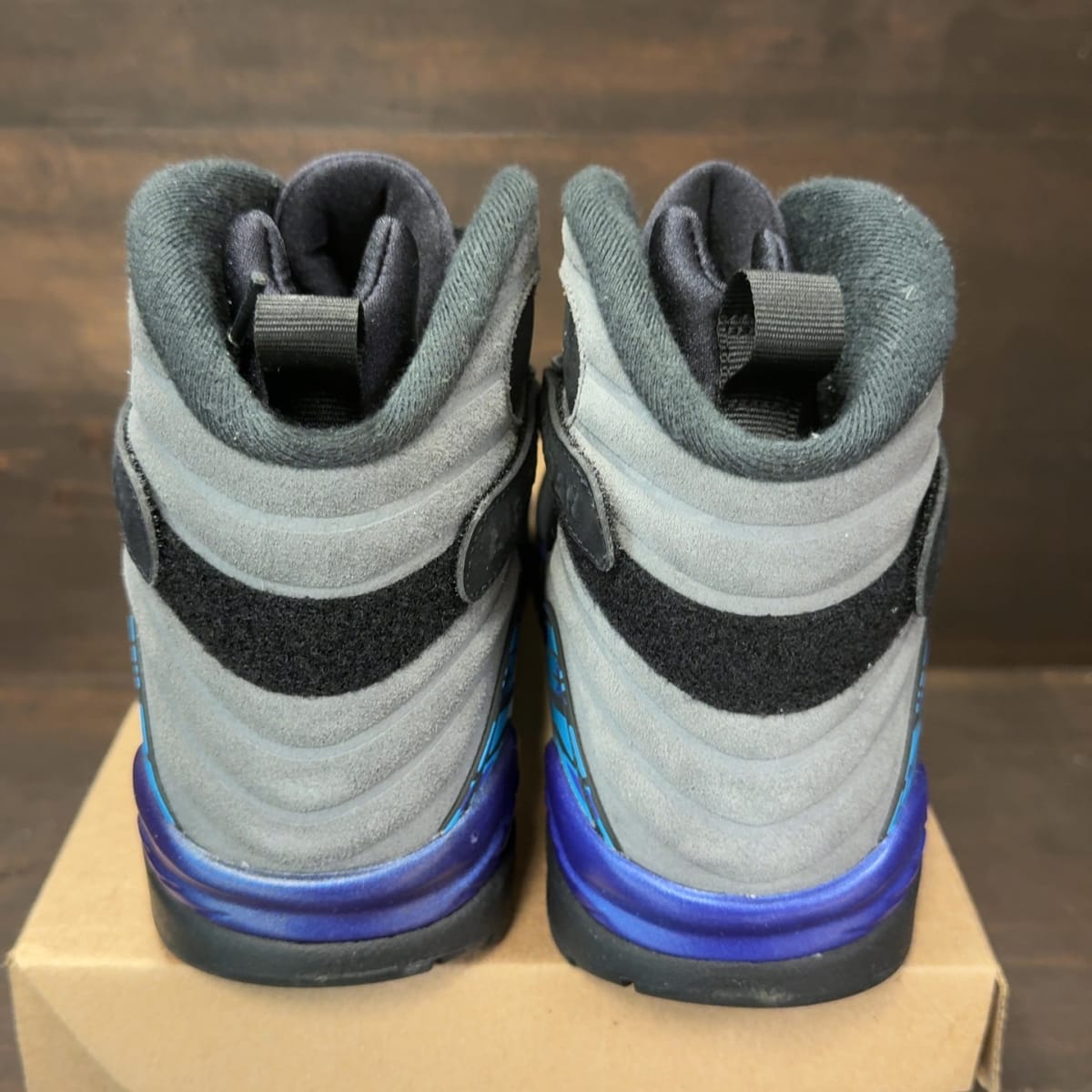 Jordan 8 Retro Aqua (2025) Size 11 (Pre-Owned) - aux