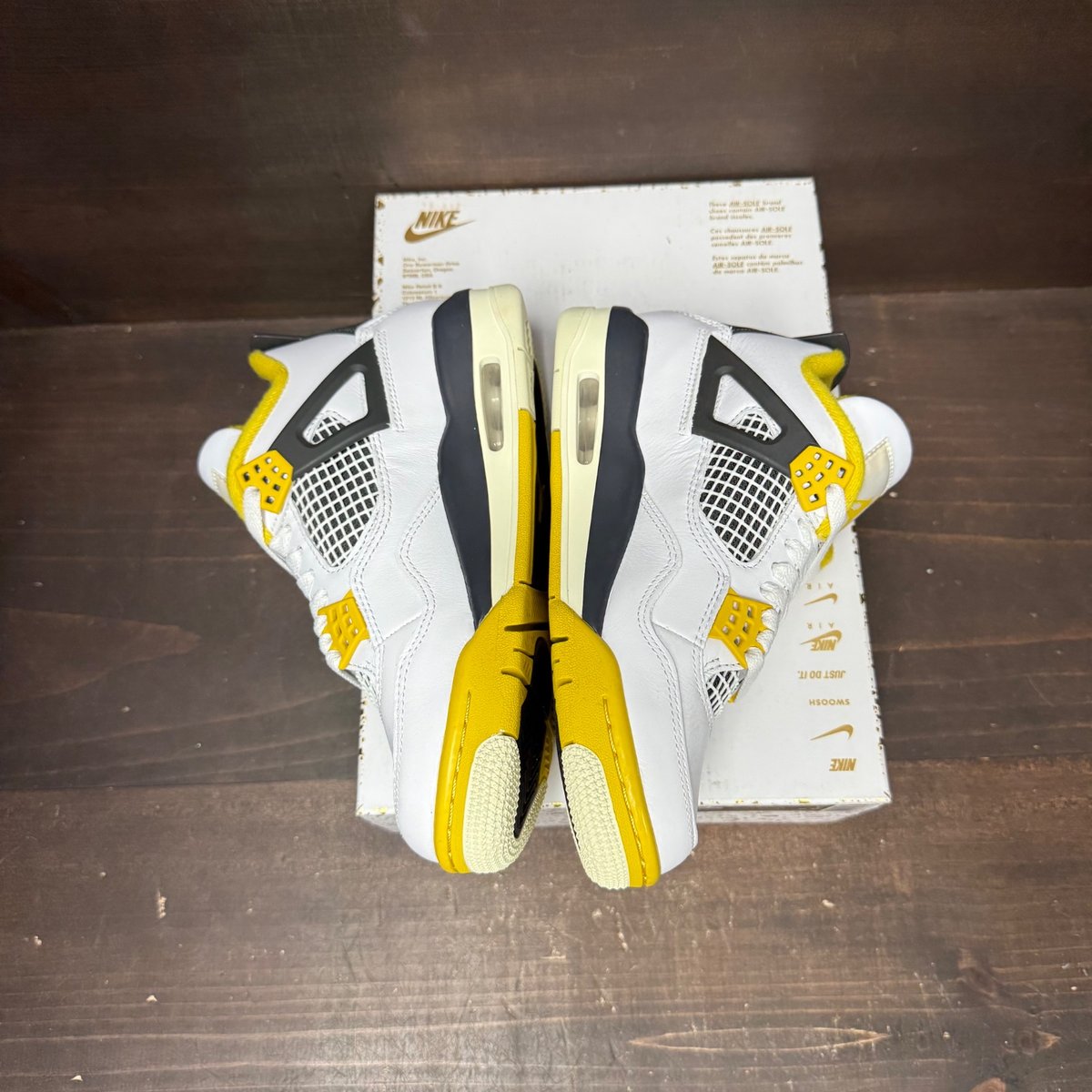 Jordan 4 Retro Vivid Sulfur (Women's) Size 5.5W - side