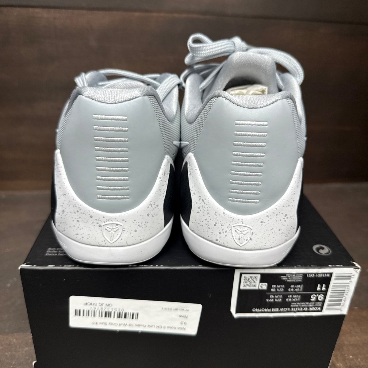Nike Kobe 9 EM Low Protro TB Wolf Grey Size 9.5 - sole