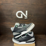 Jordan 3 Retro Green Glow (GS) Size 5.5Y (Pre-Owned) - Image 1