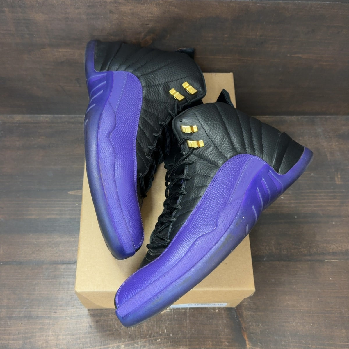 Jordan 12 Retro Field Purple Size 13 (Pre-Owned) - Image 2