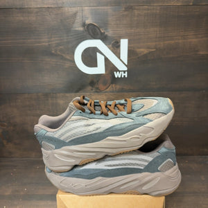 adidas Yeezy Boost 700 V2 Mauve Size 10.5 (Pre-Owned) - Image 1
