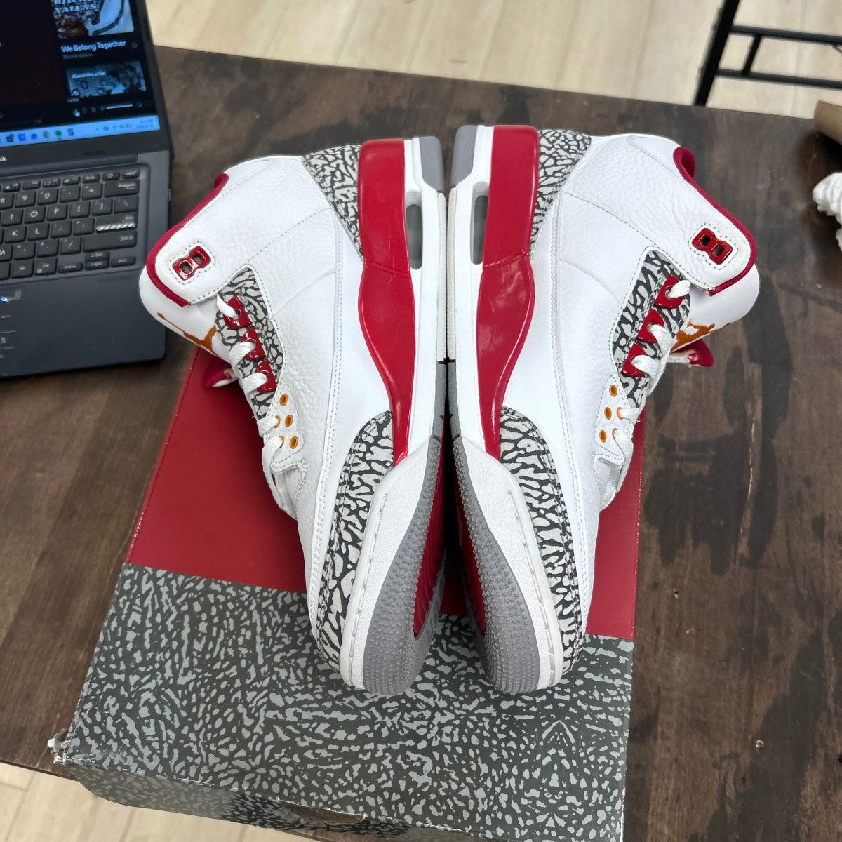 Jordan 3 Retro Cardinal Red - Image 3