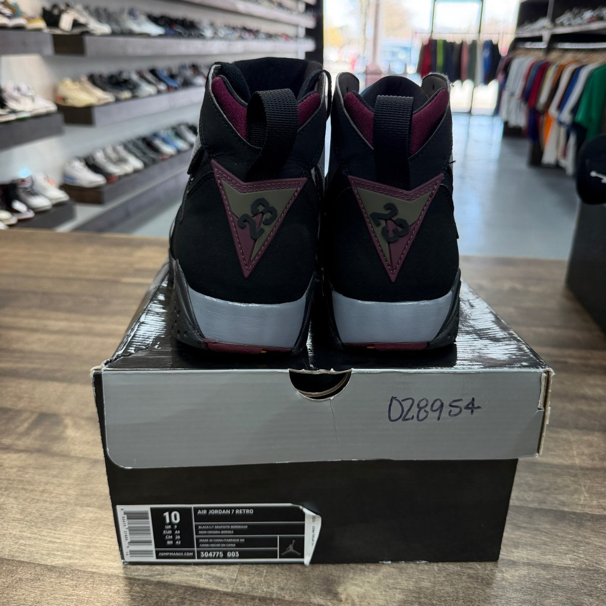 Jordan 7 Retro Bordeaux (2011) - Image 3