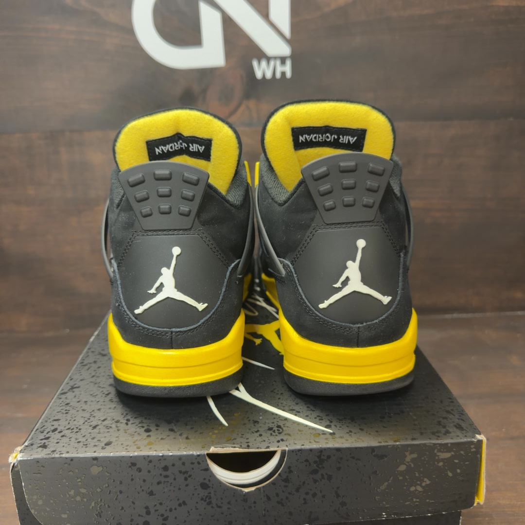 Jordan 4 Retro Thunder (2023) - Image 4