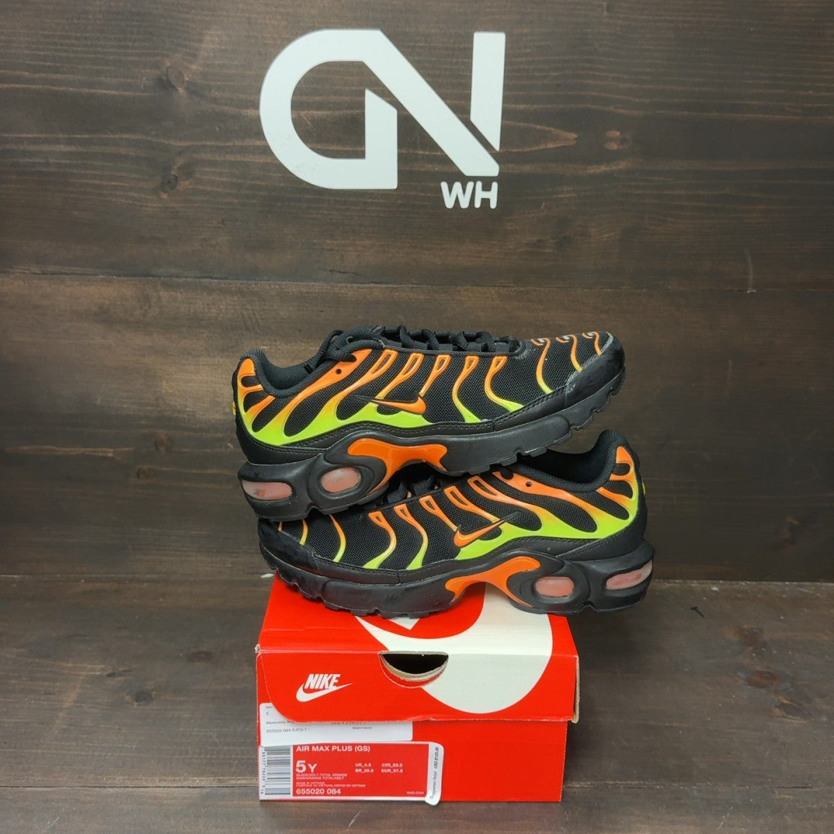 Nike Air Max Plus GS 'Black Volt Total Orange' Size 5 (Pre-Owned) - Image 1