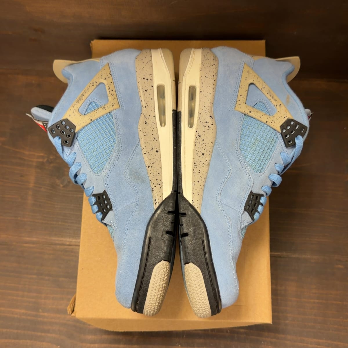 Jordan 4 Retro University Blue Size 10.5 (Pre-Owned) - aux