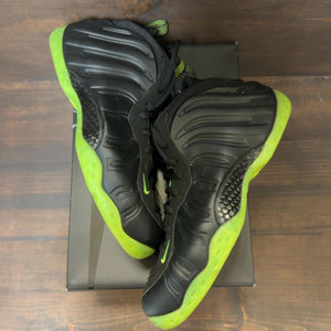 Nike Air Foamposite One Black Volt - Image 2