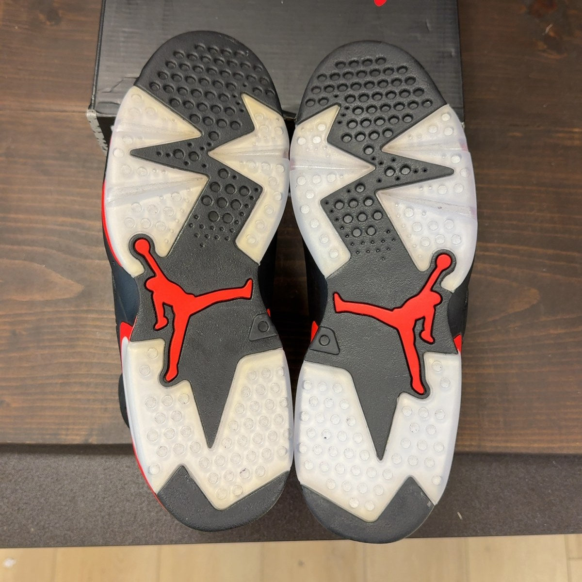 Jordan 6 Retro Black Infrared (2019) - Image 8