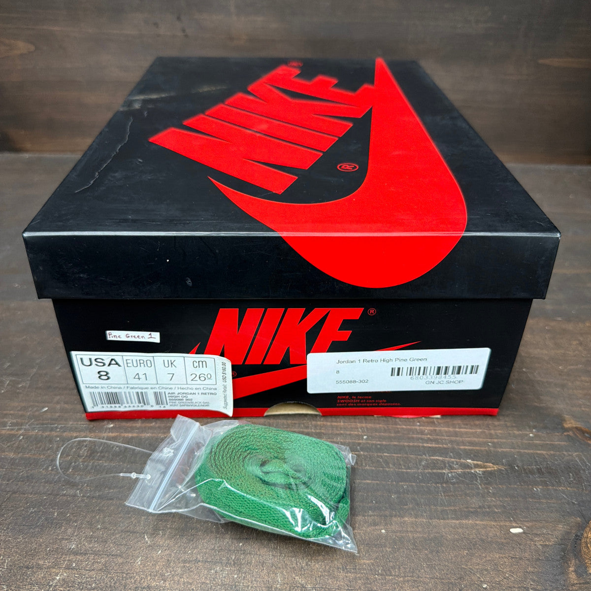Jordan 1 Retro High Pine Green Size 8
