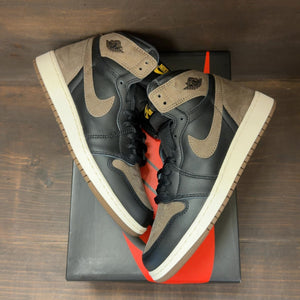 Jordan 1 Retro High OG Palomino (GS) - Image 2