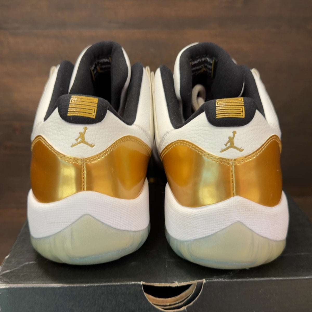 Jordan 11 Retro Low Closing Ceremony Size 12 (Pre-Owned) - Image 4