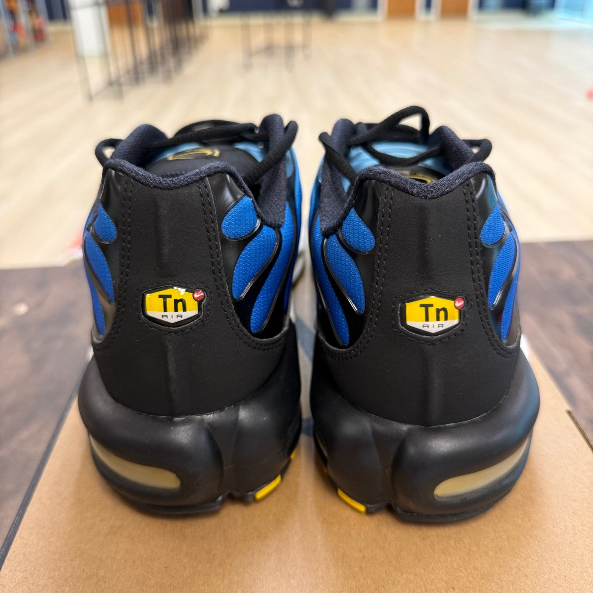 Nike Air Max Plus OG Hyper Blue - Image 3