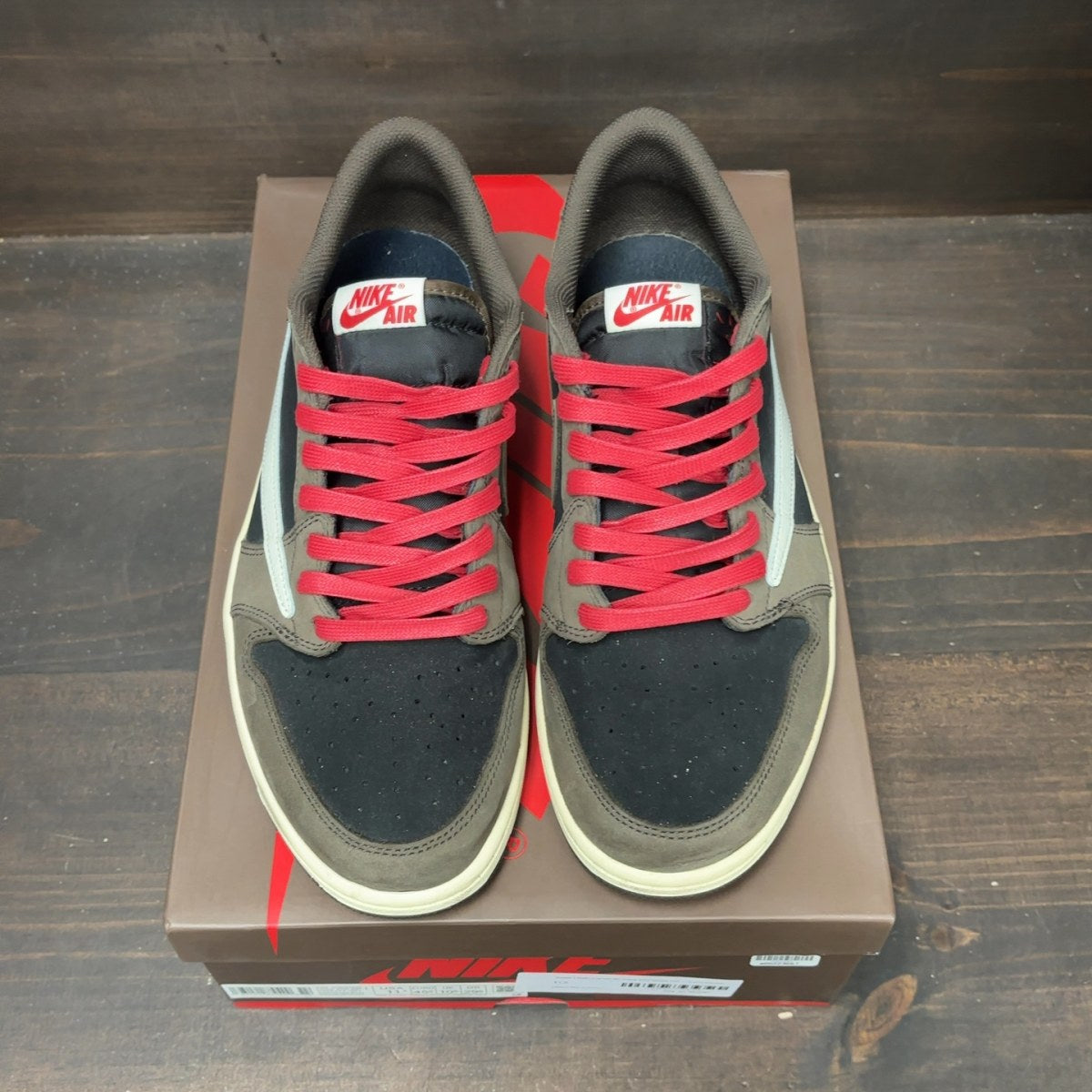 Jordan 1 Retro Low OG SP Travis Scott Mocha Size 11.5 (Pre-Owned) - Image 3
