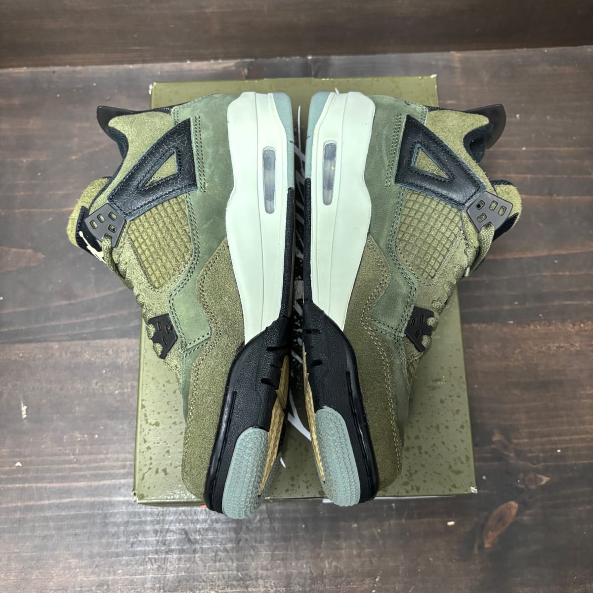 Jordan 4 Retro SE Craft Medium Olive (GS) Size 6.5Y (Pre-Owned) - tag