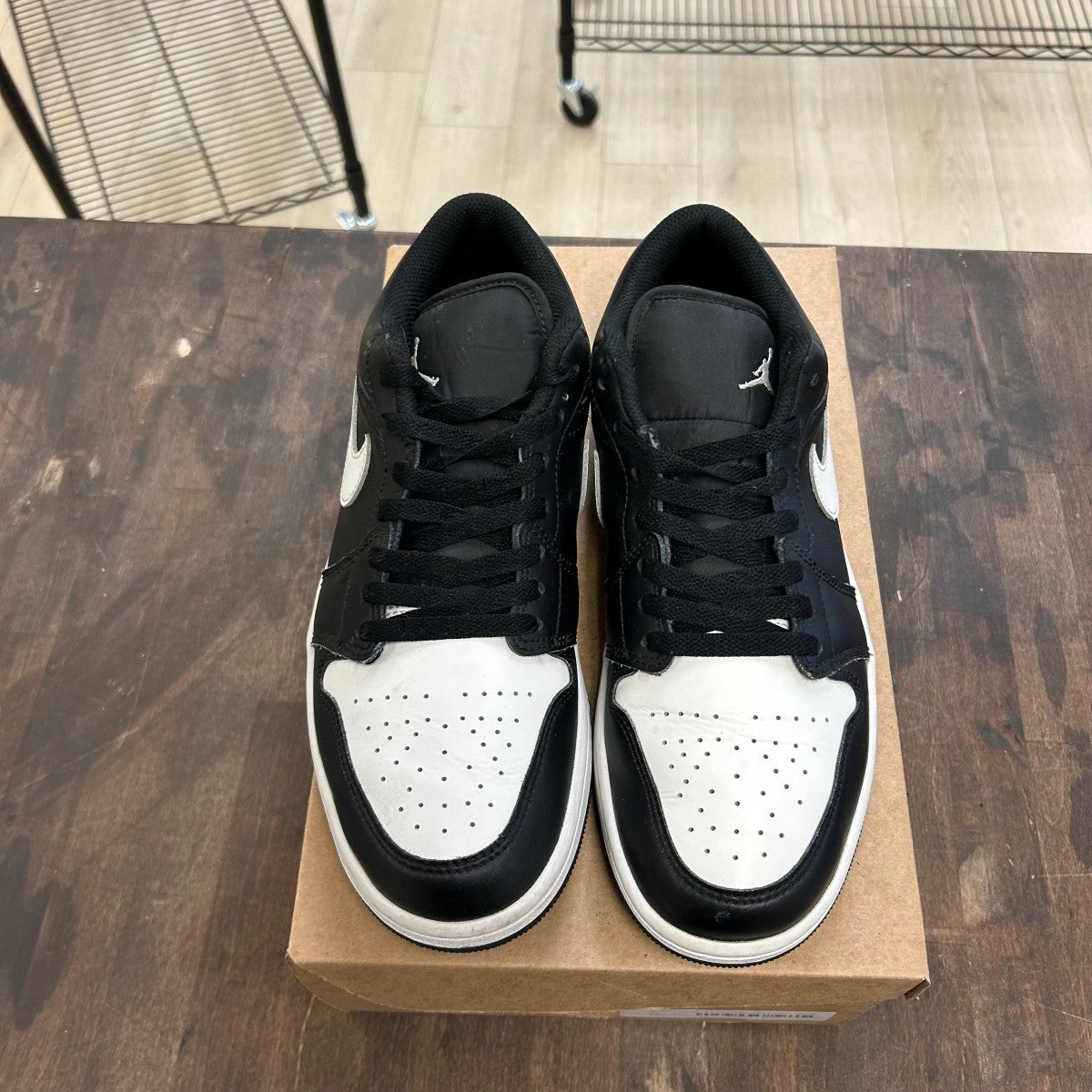 Jordan 1 Low Black Summit White Size 9.5 (Pre-Owned) - Image 2