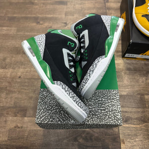 Jordan 3 Retro Pine Green Size 10 (Pre-Owned)