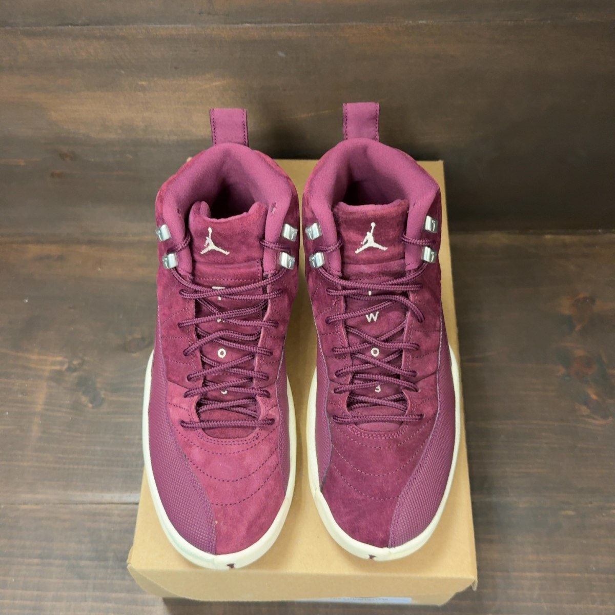 Jordan 12 Retro Bordeaux Size 8 (Pre-Owned) - Image 3