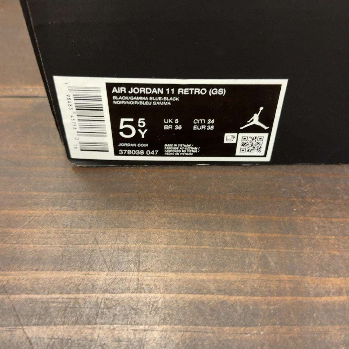 Jordan 11 Retro Gamma Blue (2025) (GS) - Image 9