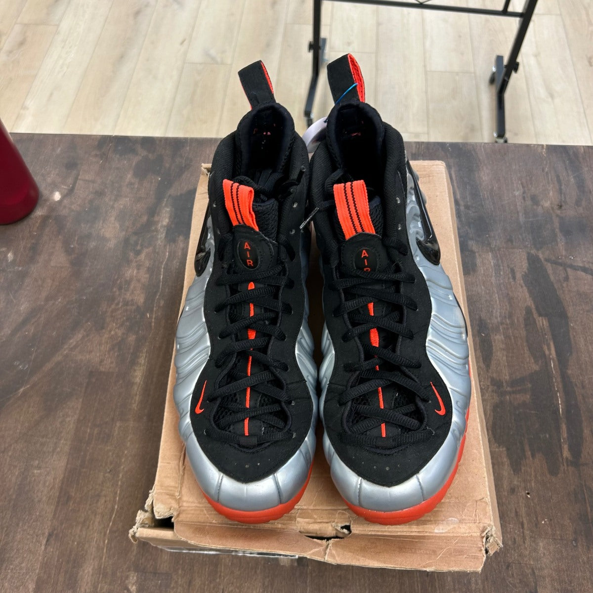 Nike Air Foamposite Pro Bright Crimson Size 13 (Pre-Owned) - Image 2