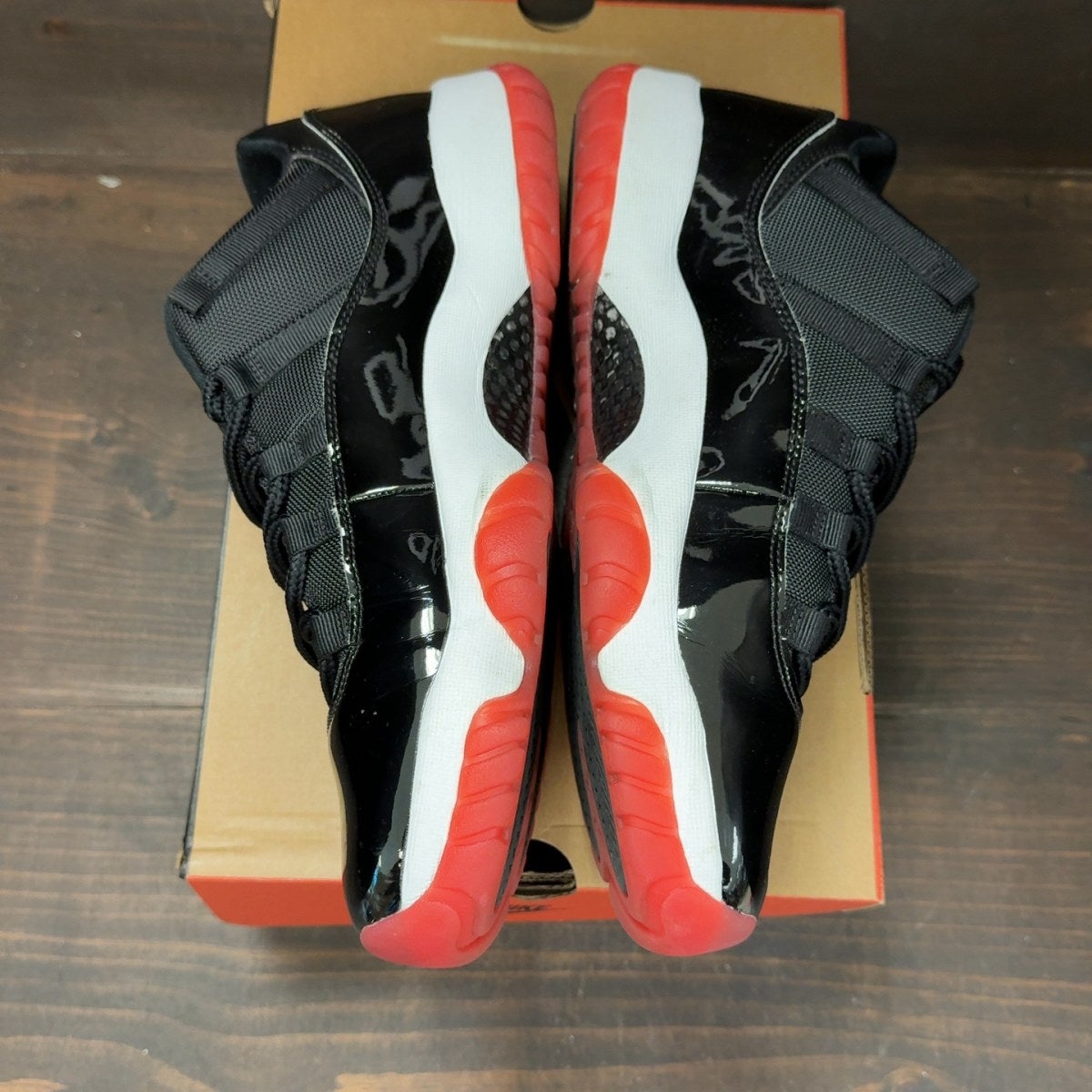 Jordan 11 Retro Low Bred (2025) - Image 4