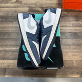 Jordan 1 Low SB Midnight Navy - Image 1
