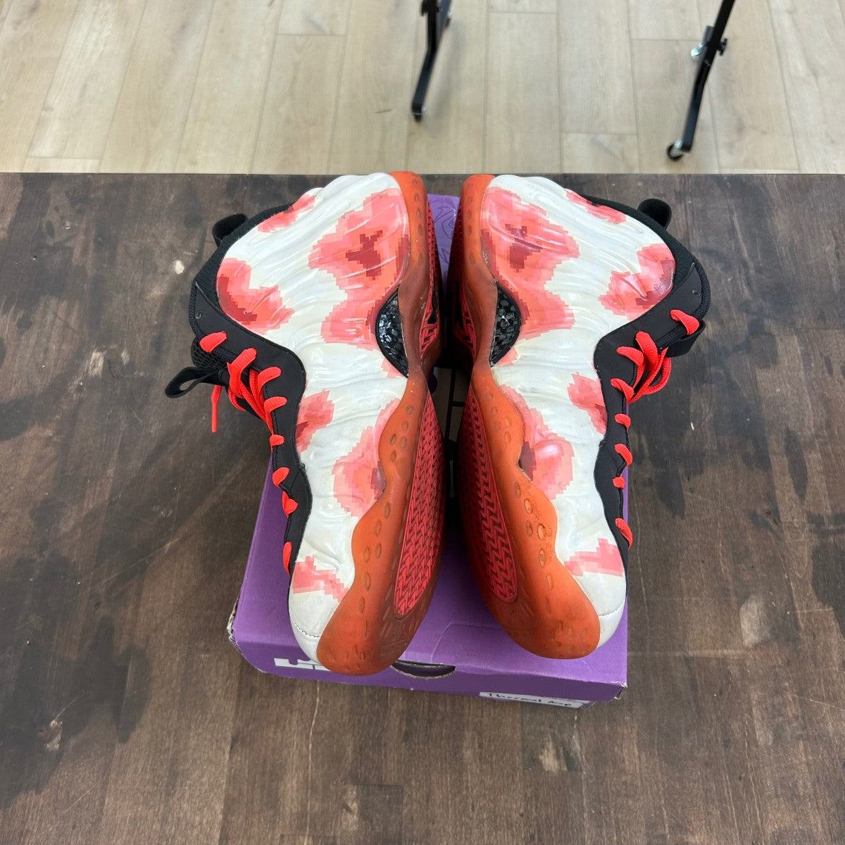 Nike Air Foamposite One Thermal Map Size 13 (Pre-Owned) - Image 3
