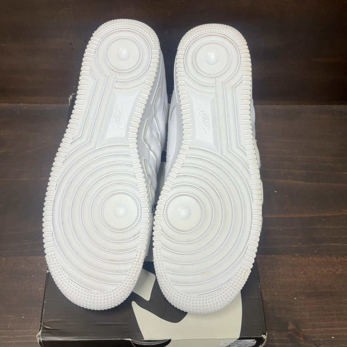 Nike Air Force 1 Low Cactus Plant Flea Market White (2024) - Image 6