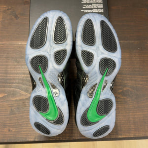 Nike Air Foamposite Pro Pine Green (2025) Size 8 - aux