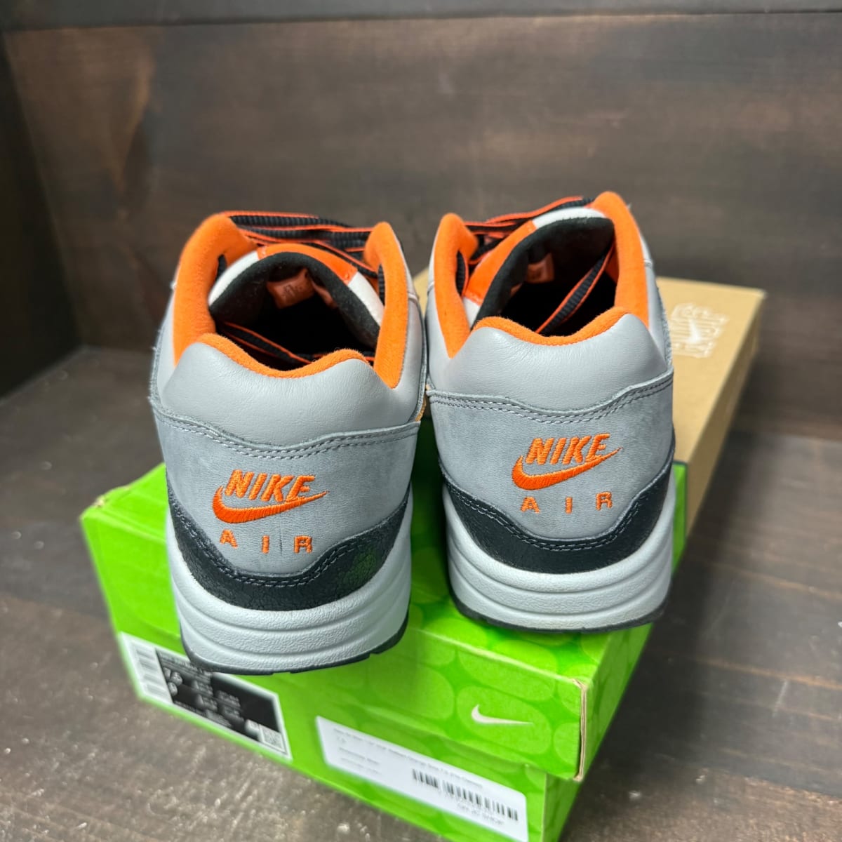 Nike Air Max 1 SP HUF Brilliant Orange Size 7.5 (Pre-Owned) - sole