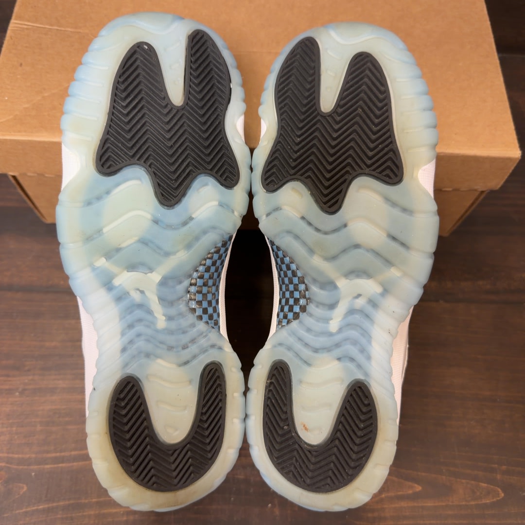 Jordan 11 Retro Low Legend Blue (GS) Size 7Y (Pre-Owned) - Image 6
