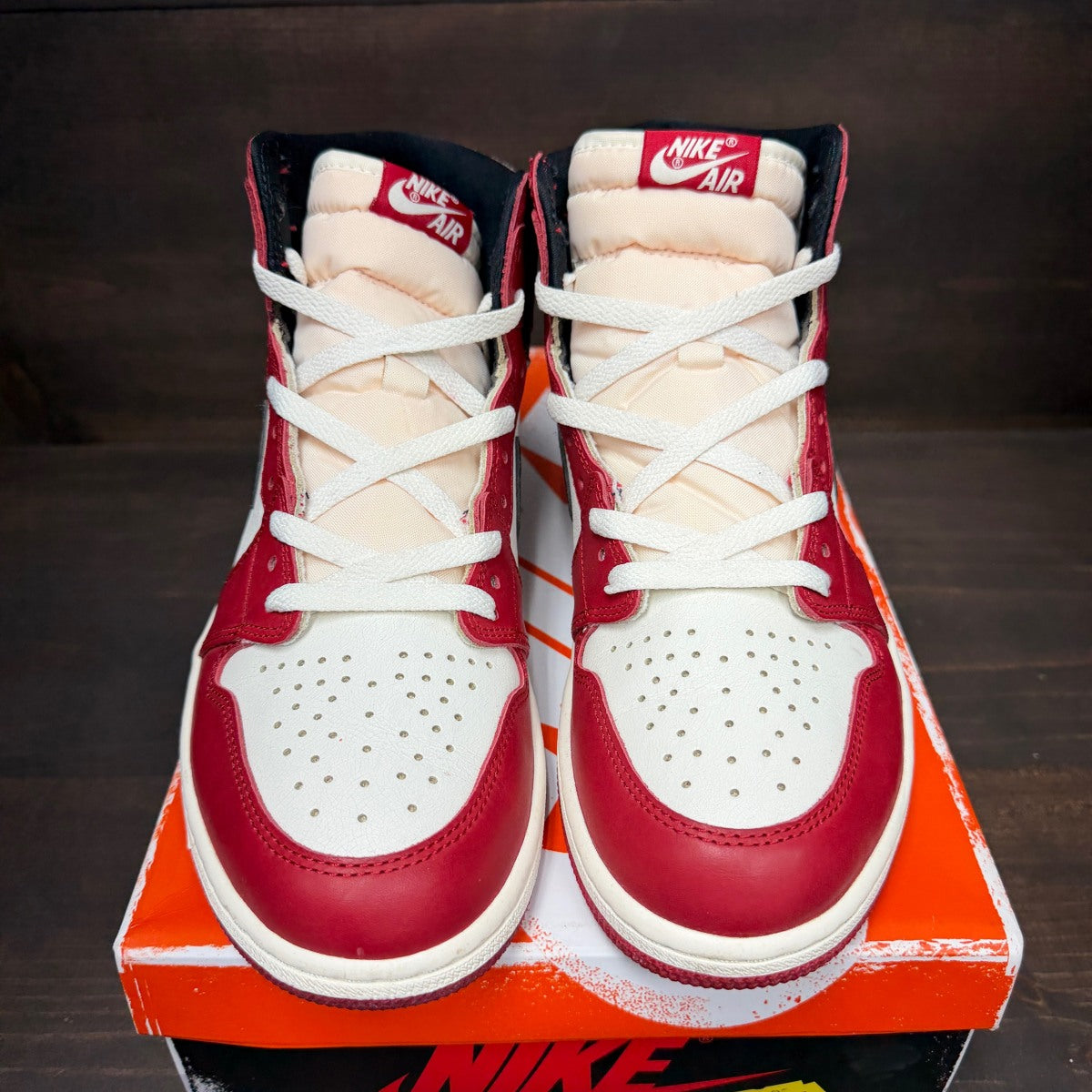 Jordan 1 Retro High OG Chicago Lost and Found - Image 3