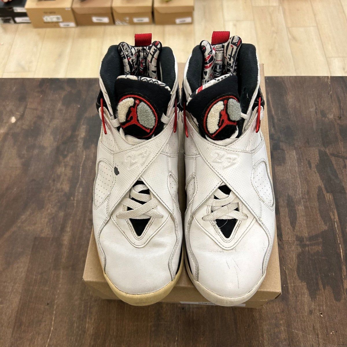 Jordan 8 Retro Alternate Size 8.5 (Pre-Owned) - Image 2