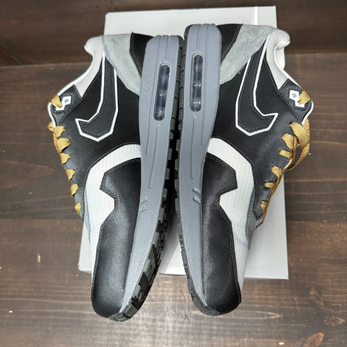 Nike Air Max 1 .SWOOSH Low Poly Big Head Mode - Image 3