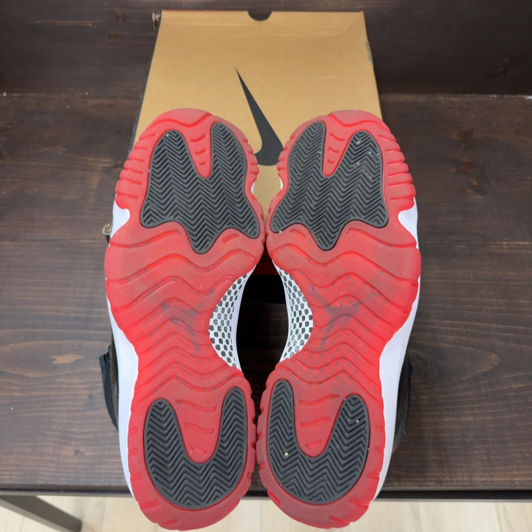 Jordan 11 Retro Playoffs Bred (2019) Size 13 (Pre-Owned) - Image 6