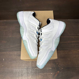 Jordan 11 Retro Low Legend Blue Size 11.5 - tag