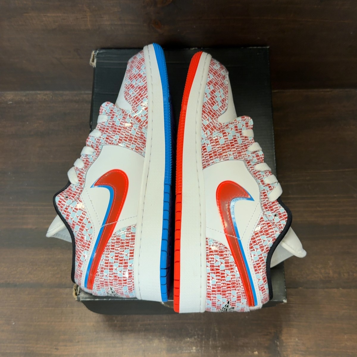 Jordan 1 Low SE Take Flight (GS) - Image 6