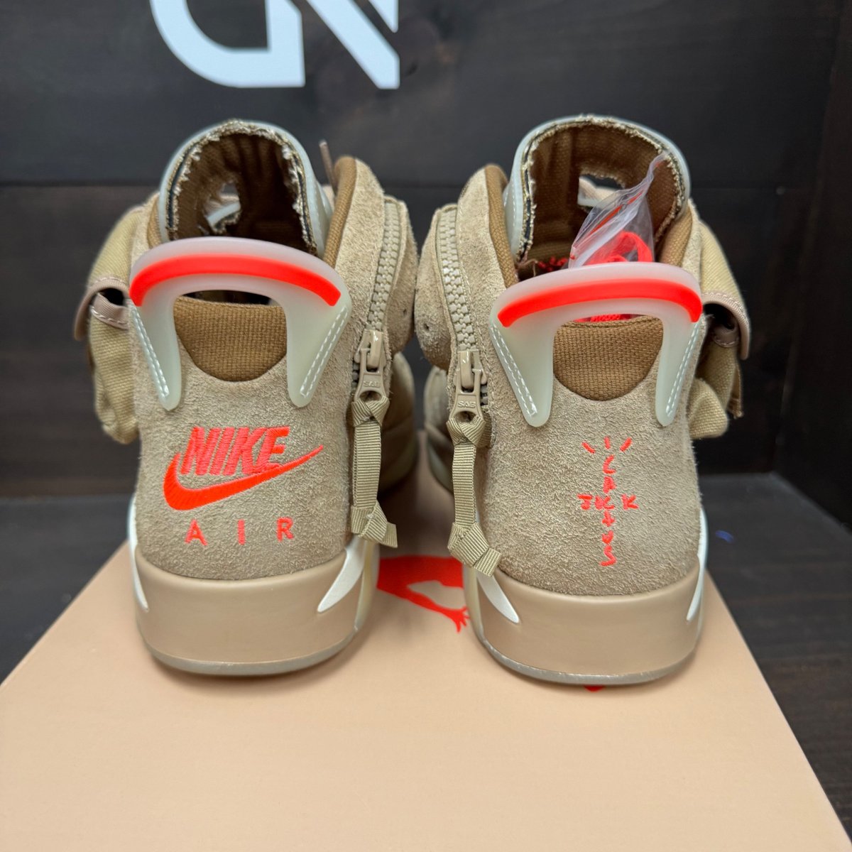 Jordan 6 Retro Travis Scott British Khaki Size 9 (Pre-Owned) - sole