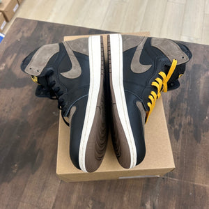 Jordan 1 Retro High OG Palomino Size 10.5 (Pre-Owned) - Image 3