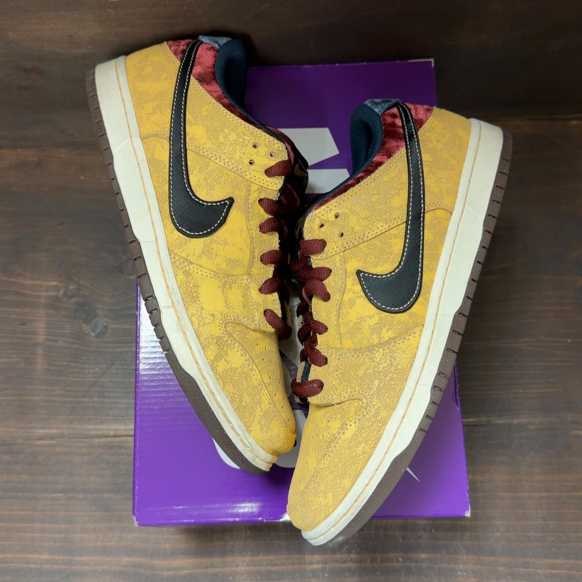 Nike SB Dunk Low City of Cinema Size 10.5 (Pre-Owned) - back