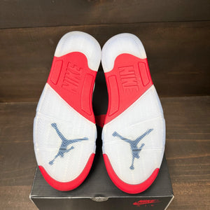 Jordan 5 Retro Fire Red Black Tongue (2025) Size 9 (Pre-Owned)