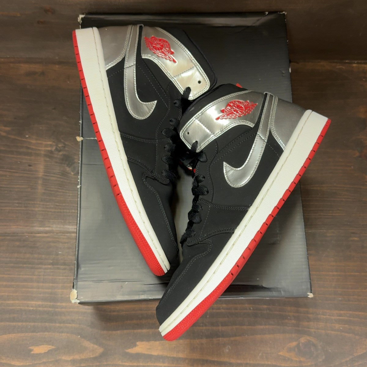 Jordan 1 Mid Johnny Kilroy Size 10.5 (Pre-Owned) - Image 2