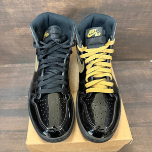 Jordan 1 Retro High Black Metallic Gold (2020) Size 9.5 (Pre-Owned) - Image 3