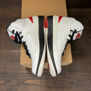 Jordan 2 Retro OG Chicago (2022) (Women's) Size 7W (Pre-Owned) - Image 4