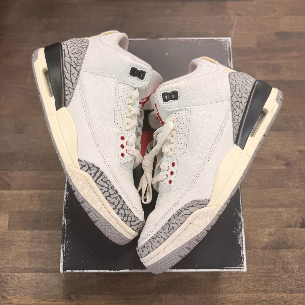 Jordan 3 Retro White Cement Reimagined Size 7.5 (Pre-Owned) - Image 1