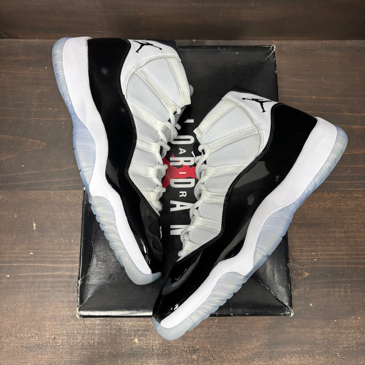 Jordan 11 Retro Concord (2018) Size 13 (Pre-Owned) - back