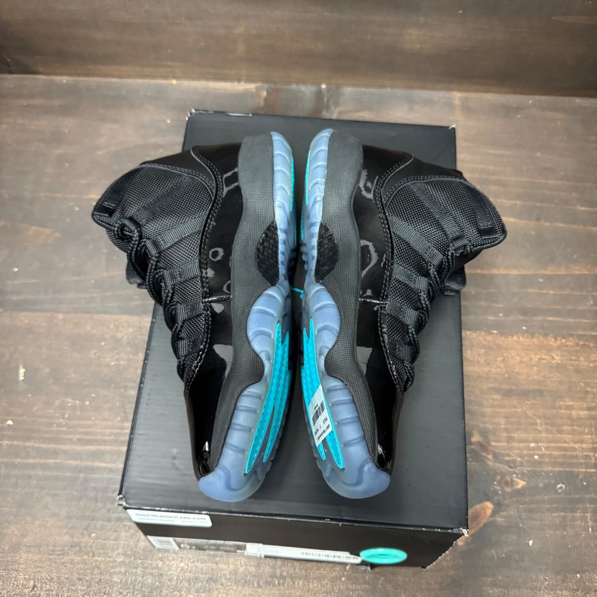 Jordan 11 Retro Gamma Blue (2025) (GS) Size 5Y (Pre-Owned) - tag