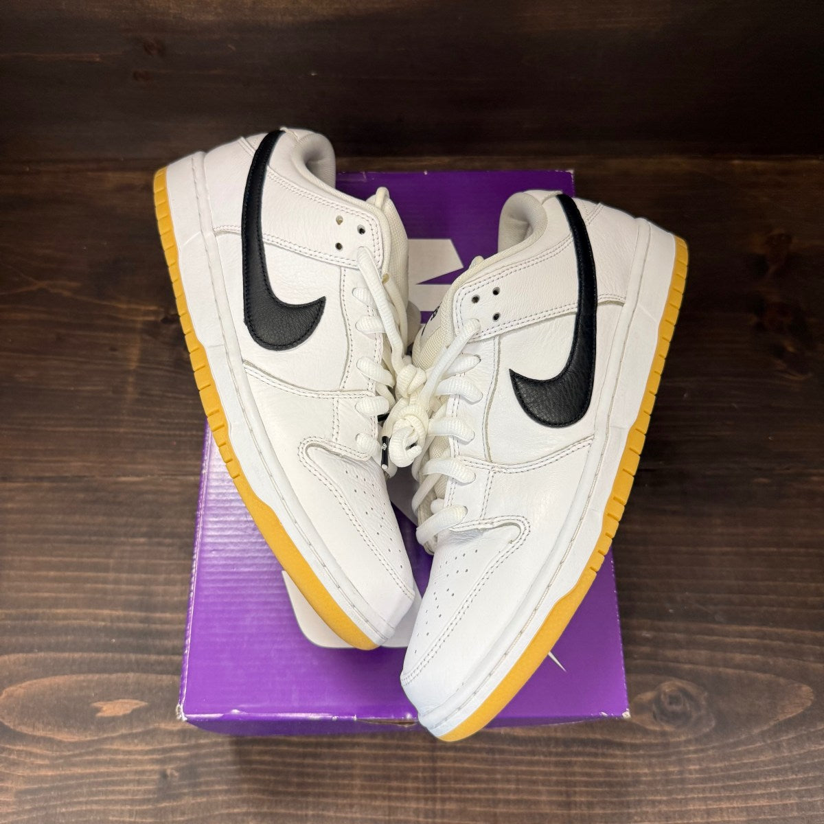 Nike SB Dunk Low Pro White Gum - Image 2
